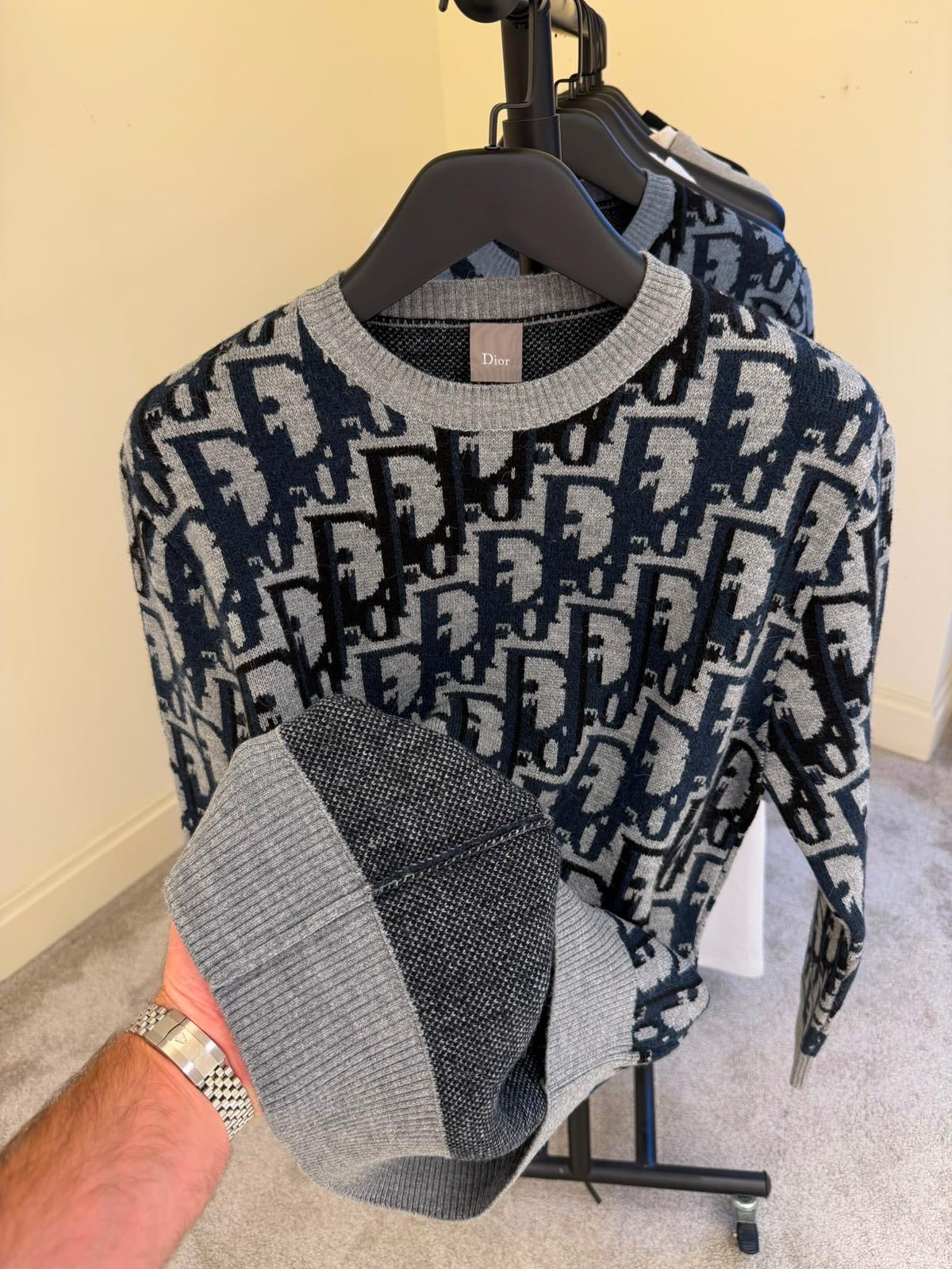 Oblique Pullover