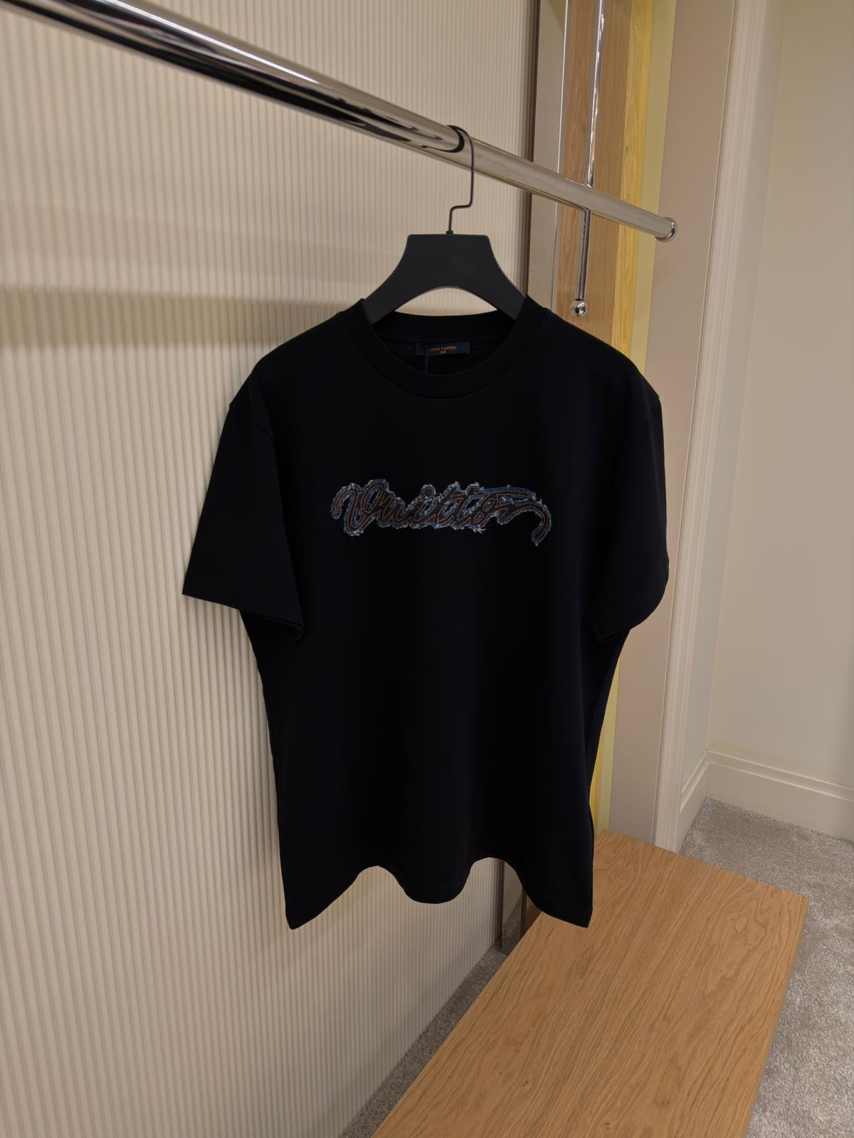 Denim Signature Black T-shirt