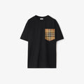 Μαύρο βαμβακερό T-shirt με oversized τσέπη