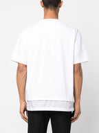 Λευκό T-shirt με Επίπεδα Λεπτομέρειας και Τύπωμα Λογότυπου